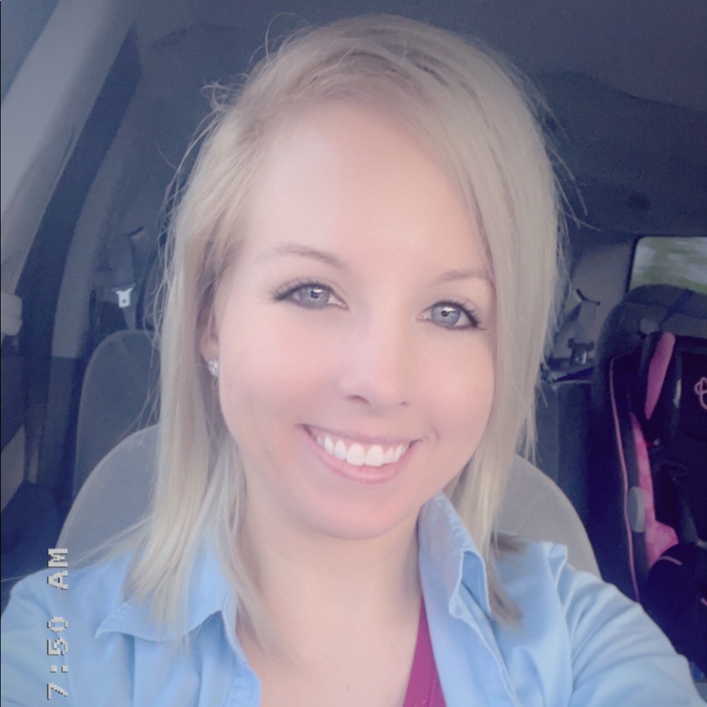 Meet your Posher, Michaela